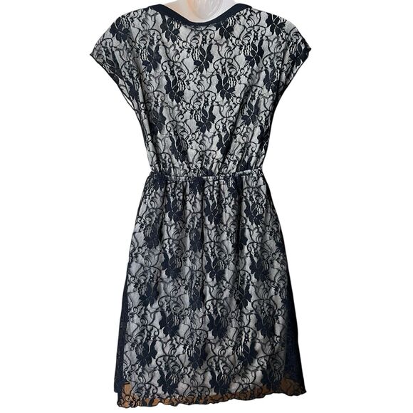 Kimchi Blue Fit and Flare Black Lace Dress Sz XS Whimsigoth Dark Academia Twee - Picture 5 of 11